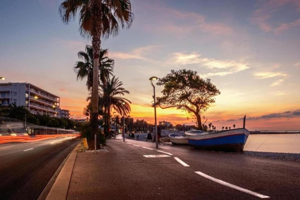 2 Pieces Lumineux, Proche Plage, Parking, Clim, Hippodrome * Cagnes-sur-Mer